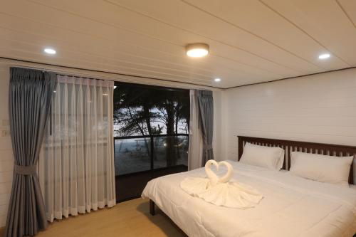 www.santarosabeachvacation.com