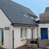 Holiday home with jacuzzi close to the beach