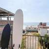 ITH Lazy Lobster Surf Hostel & Retreat Center