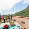 Charming accomodation in the village of Albori