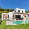 La MagnifiquePiscineSpacieuxPaisible