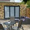 Modern Studio with parking in private garden