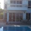 Kings Villas