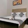 OYO Townhouse 1113 Royal Hotel
