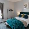 LIQUORICE LODGE - Modern 2 Bed House in Castleford