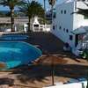 Casa Anna. Pool and next to the beach