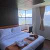9 ATOP HOTEL