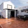 Villa Queen