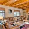Family Cabin with Hot Tub, Walk to Ski Lift!