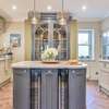 Luxury Townhouse with parking near Bars and Restua