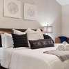 Updated 3B 2 5B University Home -King Bed- Jacuzzi