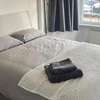 Cosy Double Bedroom for One Guest