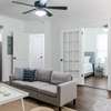 Spacious Mozley Pk Sleeps 6 w/ 2 Baths