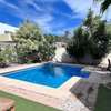 Casa Jardines