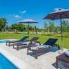 Traumhafte Villa mit privatem Pool, WLAN, Kindersp