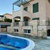 Amorosa Villa