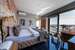 HOLİDAY BUSİNESS SUİT OTEL
