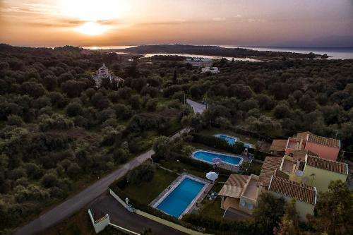 www.pyramidcitycorfu.com