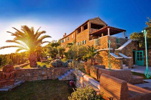 www.villa-sanctamaria-istria.com