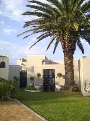 www.villadelfaro.co.za