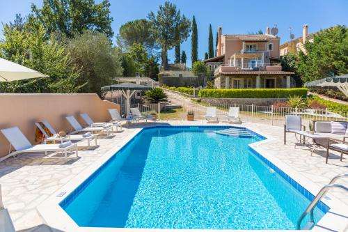 www.corfuislandvillas.com