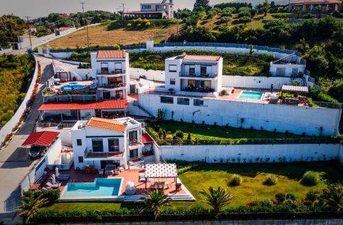 www.ariesvillas.com