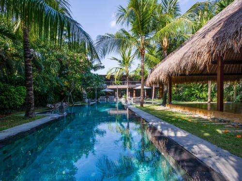 www.villa-seminyak.com