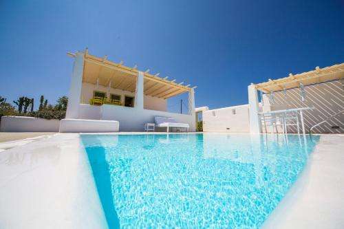 www.villaagrikoia.com