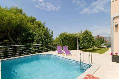 www.villa-jelovic.com