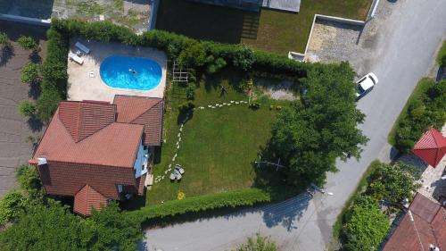 www.villaozdileksapanca.com