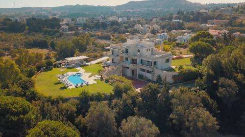www.villa-artemis.com