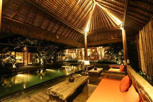 www.ubudvirginvilla.net