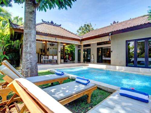 www.sitaravillasbali.com