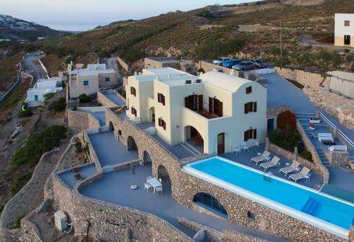 www.santorini-villas-zatrikion.com