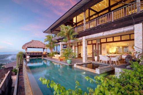 www.hiddenhillsvillas.com