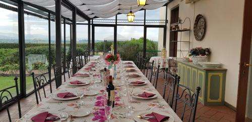 www.villademichelangioli.it
