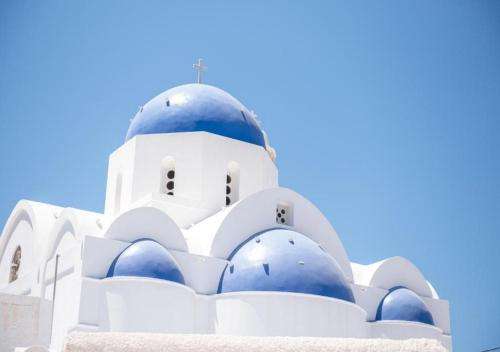 www.luxl-santorini.com