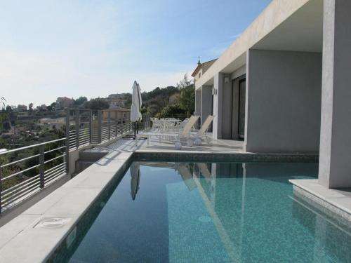 www.locations-vacances-nice.fr