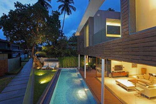 www.calemgrovevillas.com
