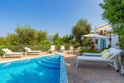 www.sorrentoflats.com