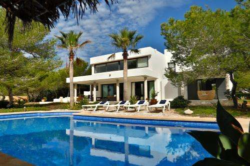www.formenteravillaleonor.com