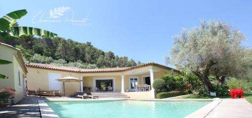 www.villacasalive.com
