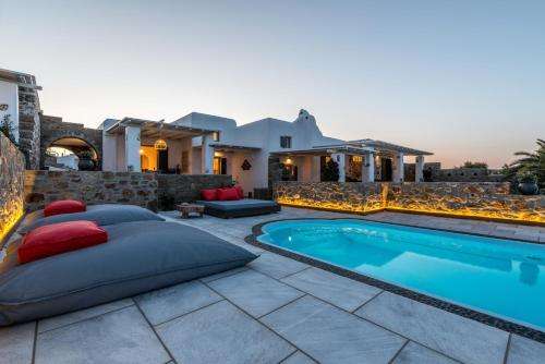 www.auroramykonos.com