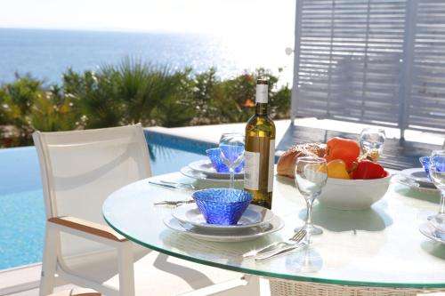 www.kefalonianvillascollection.gr