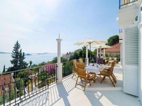 www.villa-orlando.hr