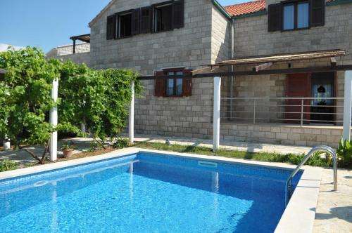 www.villaprezzi.hr