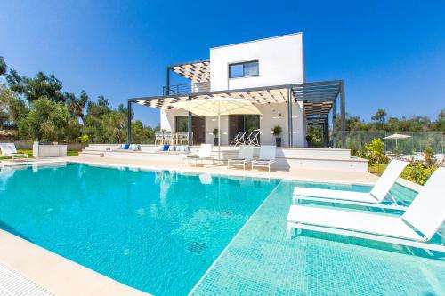 www.almyravillas.com