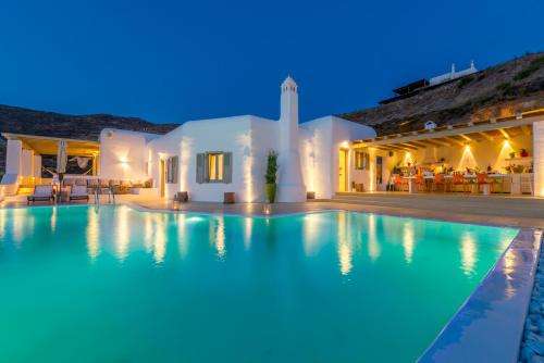 www.villaftelia.com