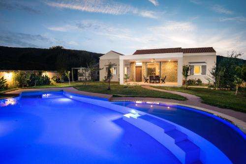 www.corfu3starsvillas.com