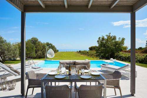 www.artvillaskefalonia.com